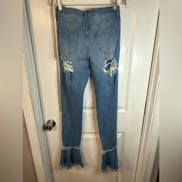 NWT Aphrodite Women’s 2051 High Waisted Distressed Raw Hem Frayed Flare Jeans - Picture 5 of 9